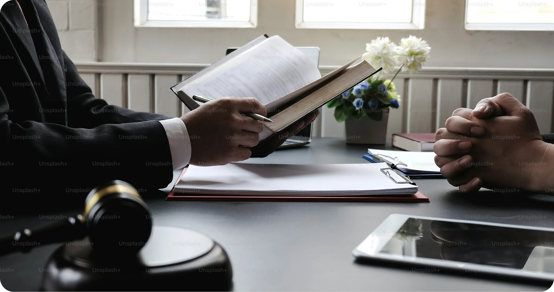 legal-service-banner